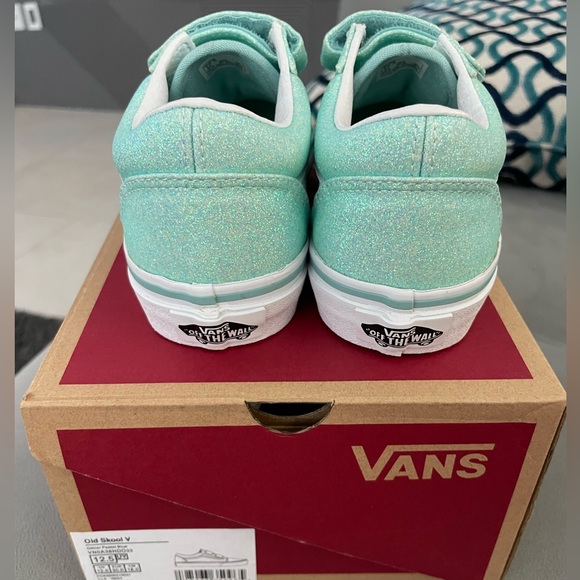 VANS OLDSKOOL V - Picture 5 of 7